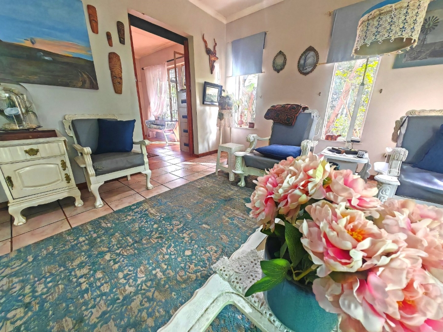 8 Bedroom Property for Sale in Fleurdal Free State